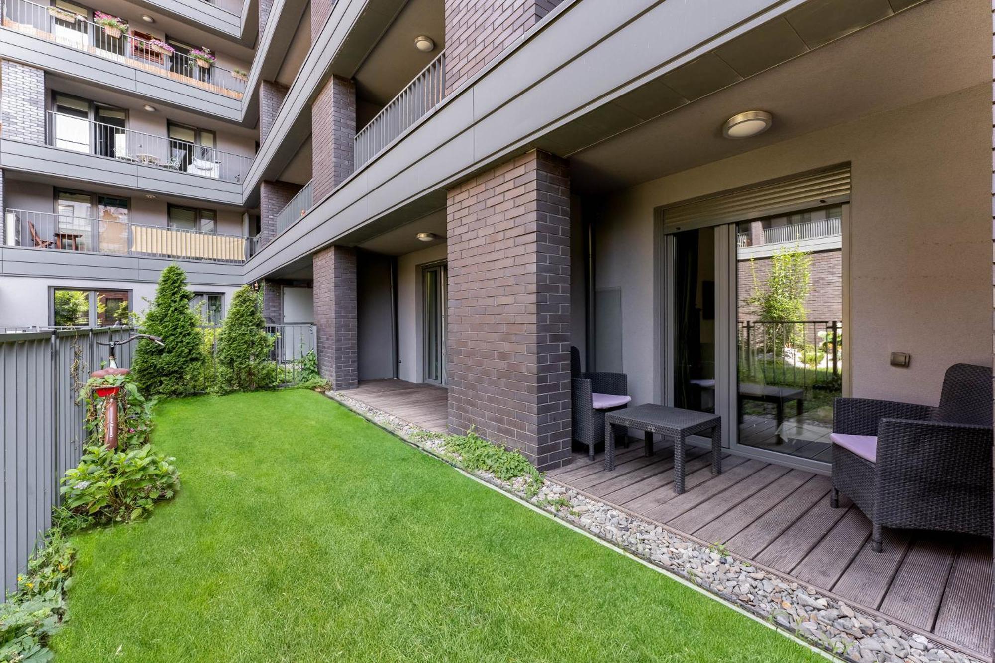 Nadwislanska 11 Apartment With Garden Cracóvia Exterior foto